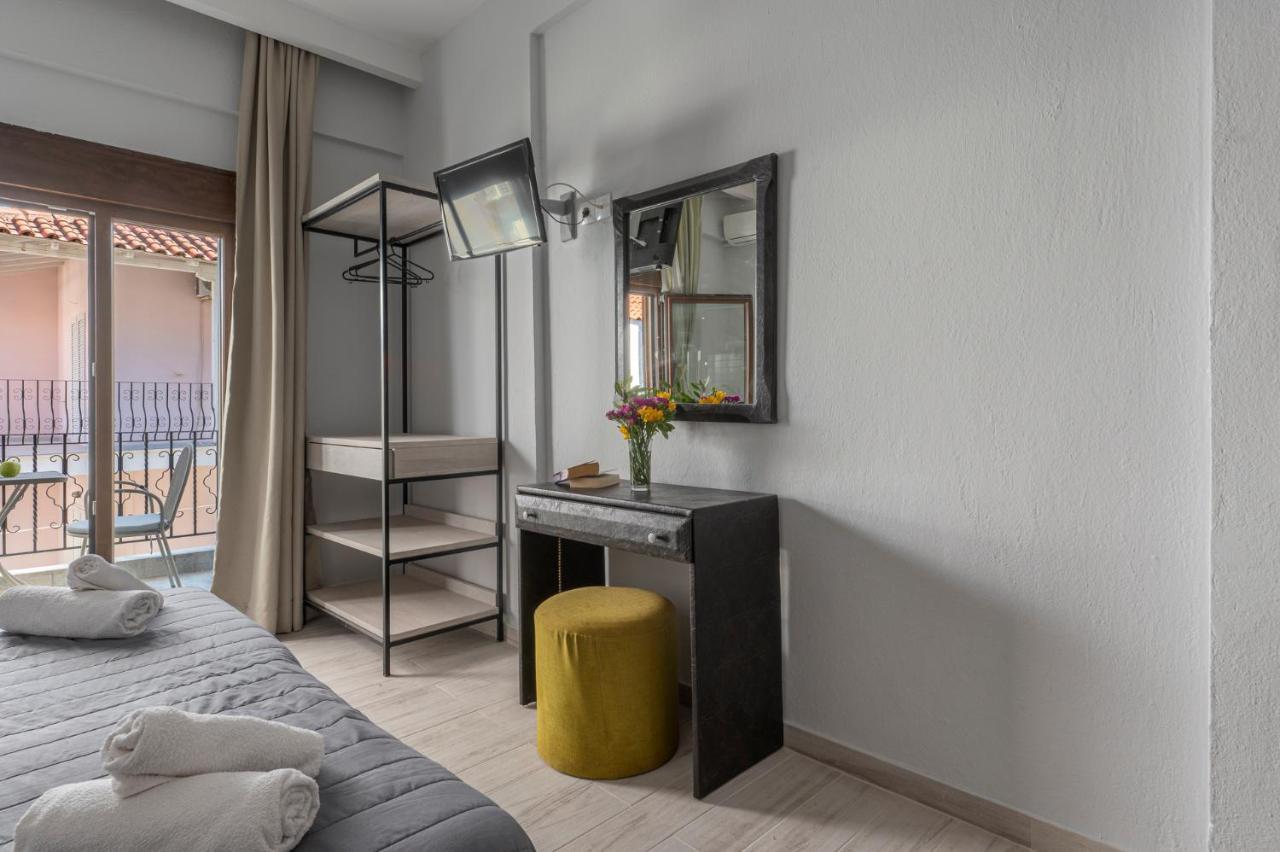 Adonis Hotel เปฟโกโฮรี ภายนอก รูปภาพ