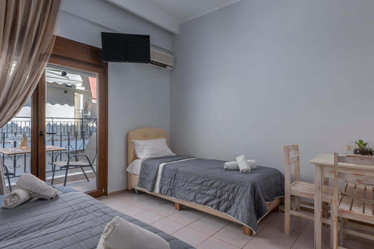 Adonis Hotel เปฟโกโฮรี ภายนอก รูปภาพ