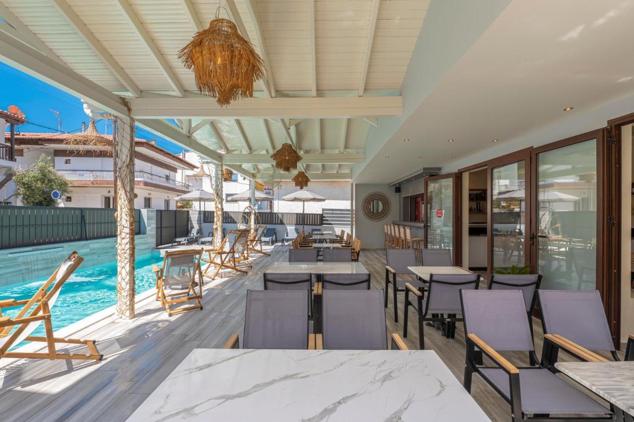 Adonis Hotel เปฟโกโฮรี ภายนอก รูปภาพ